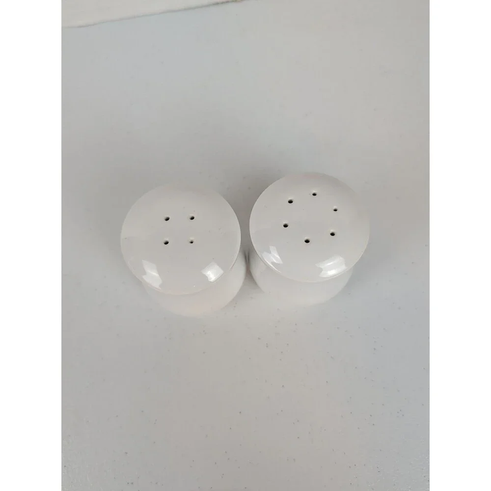 Corelle vtg salt